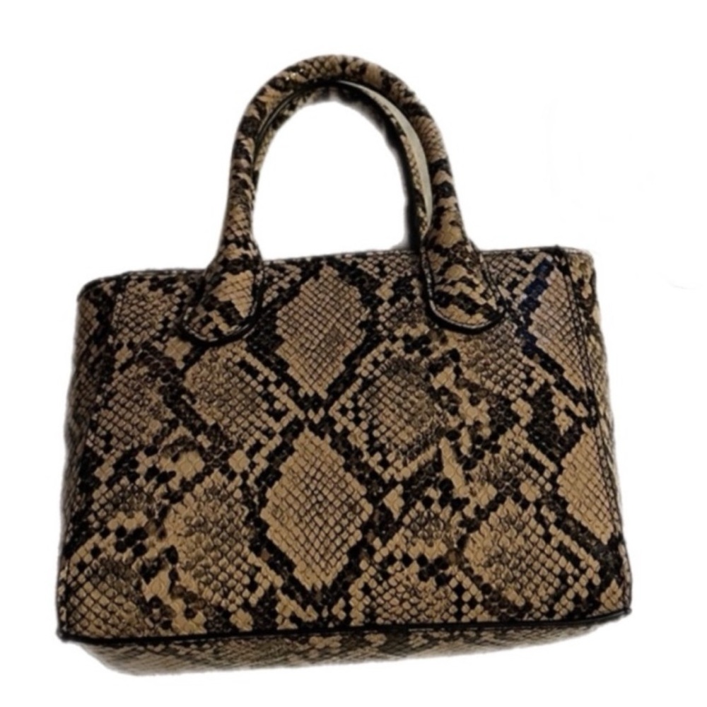 Forever 21 mini bag in snakeskin